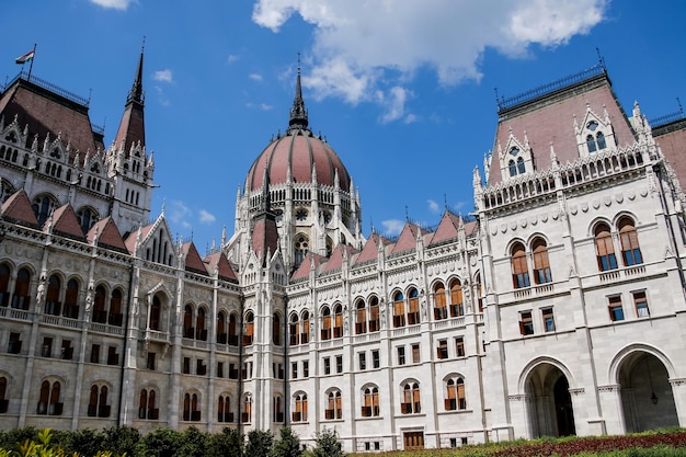 Il palazzo del Parlamento a Budapest, Ungheria. Dettagli architettonici.