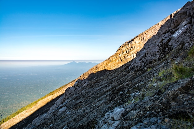 Il percorso di trekking al The Crater Rim