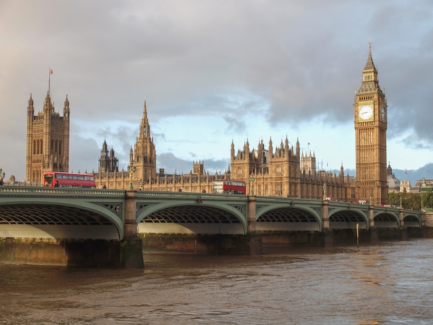 Il ponte di Westminster a Londra