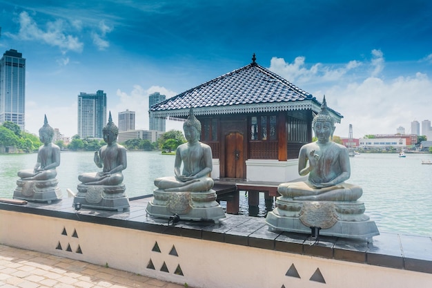 Il sacro tempio di Gangarama a Colombo Sri Lanka