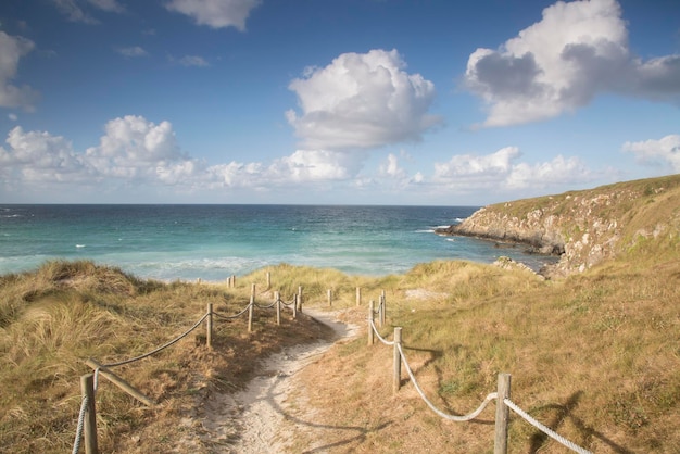 Il sentiero per la spiaggia di Malpica, Galizia, Spagna