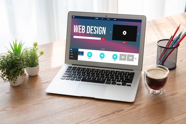 Il software di progettazione del sito web fornisce un modello di moda per le attività di vendita al dettaglio online