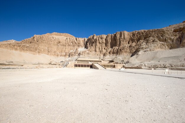 Il tempio di Hatshepsut vicino a Luxor in Egitto