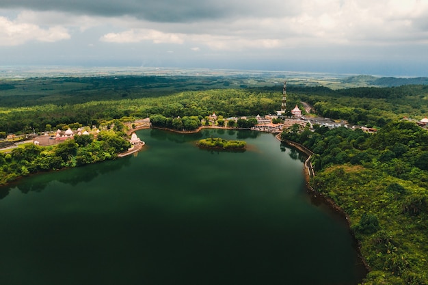 Il Tempio Ganga Talao a Grand Bassin, Savanne, Mauritius.