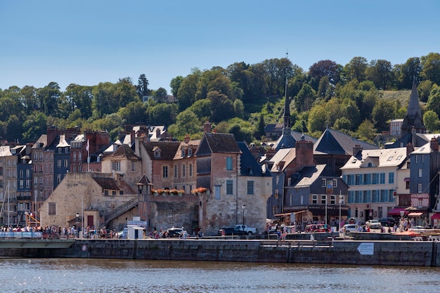 Il tenente di Honfleur.