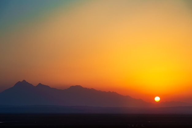 Il tramonto nel deserto dell'Egitto