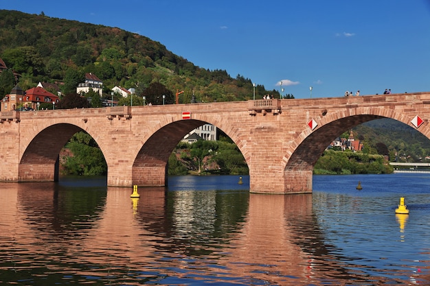 Il vecchio ponte a Heidelberg, Germania