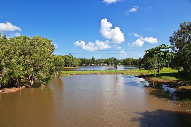 Il villaggio degli aborigeni dell'Australia, Cairns