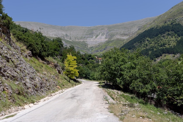 Il villaggio greco Matsouki Epiro Grecia