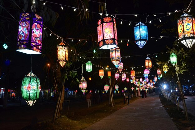 Illuminazione dell'Eid Eid al Fitr foto