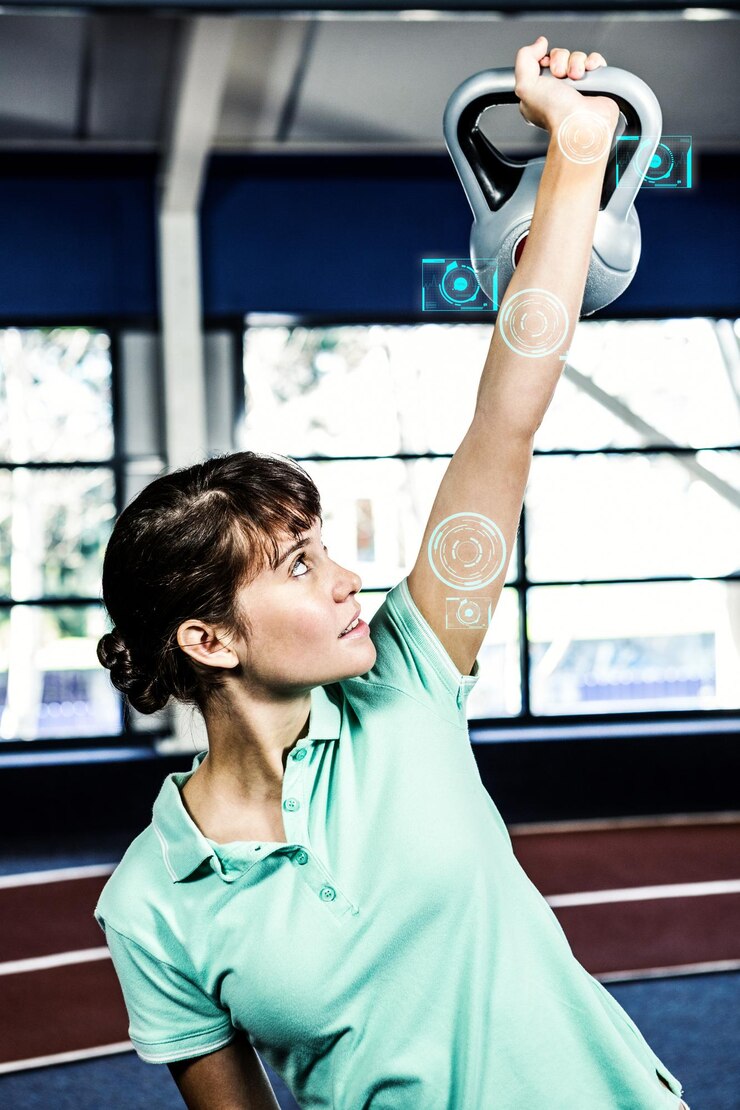 Foto immagine composita della donna che si allena in palestra
