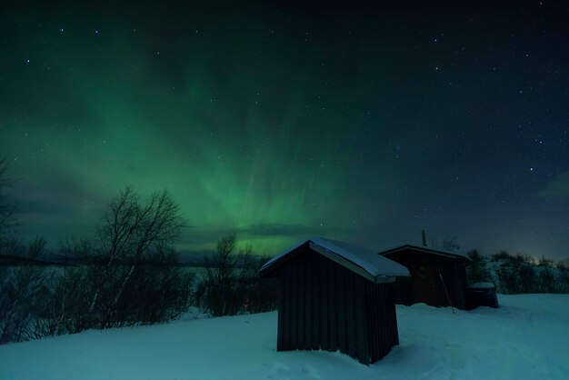 Immagine dell'aurora boreale ad Abisko in Svezia