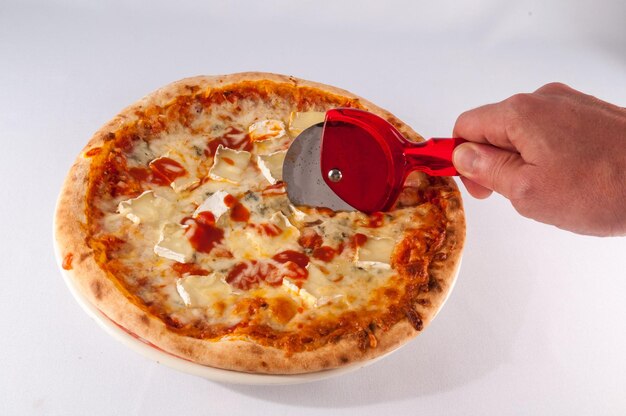 Immagine di Coltello tagliapizza rosso in plastica