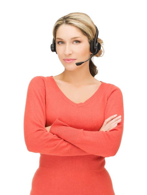 immagine luminosa di un'amichevole operatore di assistenza telefonica femminile