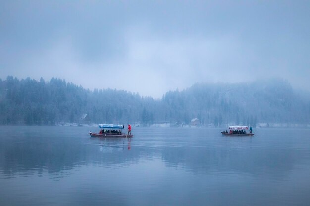 Immagini da Bled, Slovenia, in autunno e in inverno