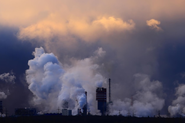 impianto metallurgico paesaggio inquinamento della natura