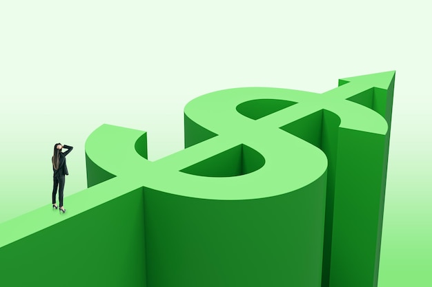 Imprenditrice sulla freccia verde astratta del dollaro su sfondo bianco Finanza per la crescita del denaro e concetto di successo
