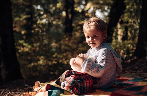 In autunno divertimento al parco ciao autunno addio estate