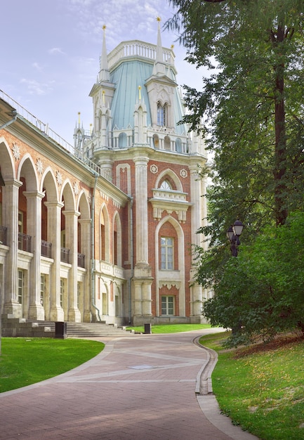 In Tsaritsyn Park Palace e Park ensemble dell'architetto del XVIII secolo Vasily Bazhenov