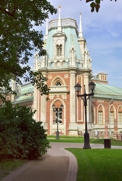 In Tsaritsyn Park Palace e Park ensemble dell'architetto del XVIII secolo Vasily Bazhenov