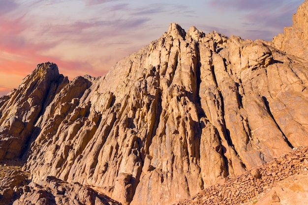 Incredibile alba al monte Sinai Bella alba in Egitto Bella vista dalla montagna