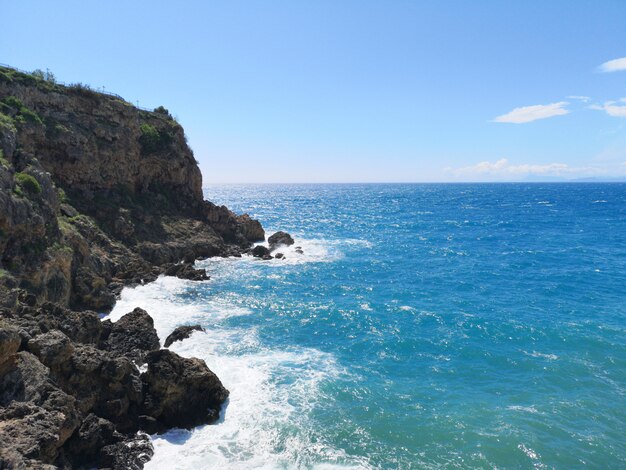 Incredibile vista sul mare e bel cielo