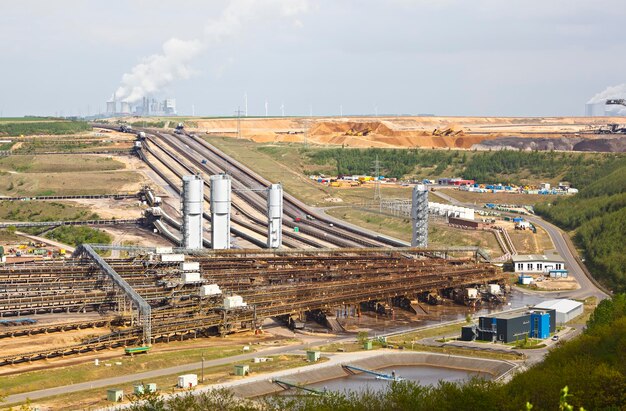 Industria ed estrazione mineraria della lignite