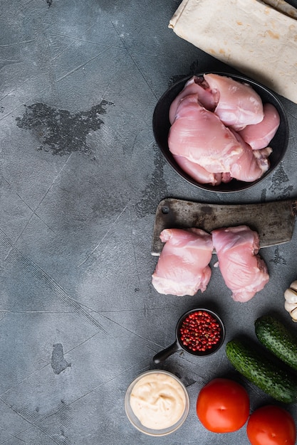 ingredienti giroscopi, cosce di pollo