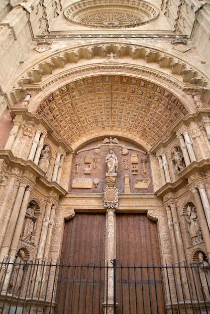 Ingresso della chiesa cattedrale di Seu a Palma di Maiorca, Spagna