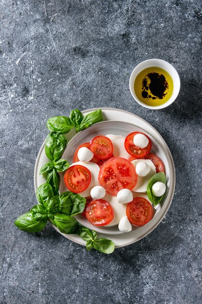 Insalata caprese italiana