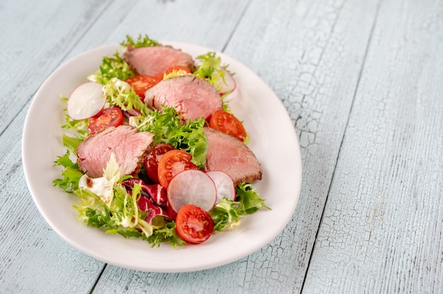 Insalata di arrosto di manzo