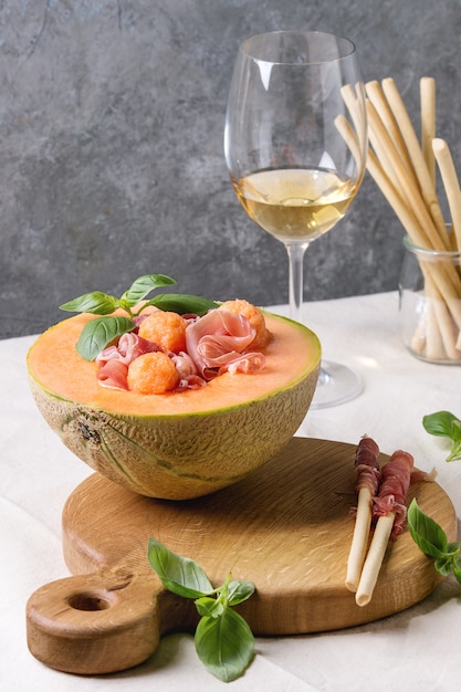 Insalata di melone e prosciutto