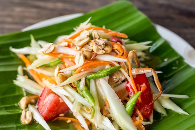 insalata di papaya e cibo tailandese