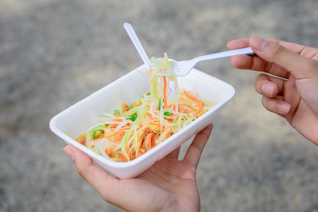 insalata di papaya.