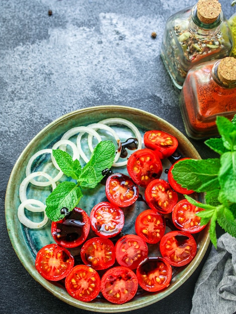 Insalata di pomodori