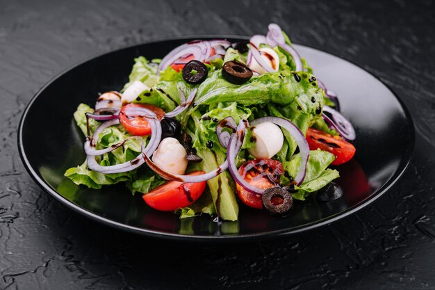 Insalata di pomodorini e mozzarella