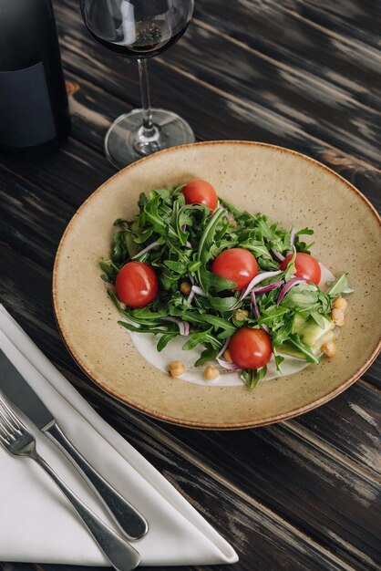 Insalata di rucola con pinoli