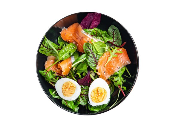 insalata salmone uovo verde foglie lattuga porzione fresca pasto sano dieta alimentare spuntino sul tavolo