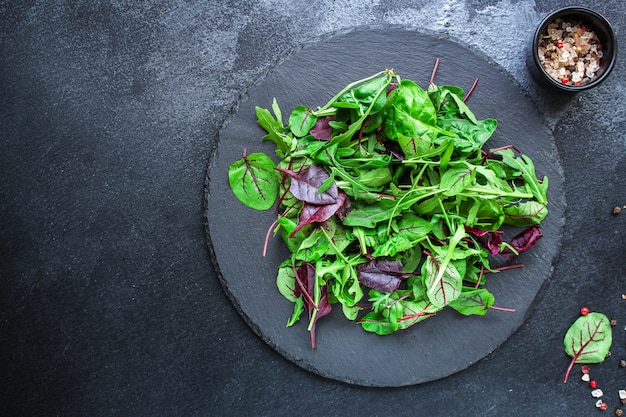 Insalata sana, insalata mista di foglie