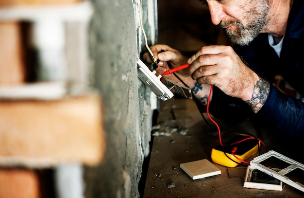 Installazione di riparazione casa di lavoro elettricista