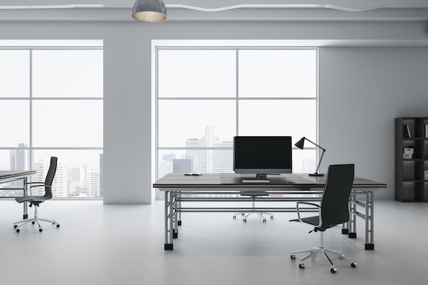 Interiore contemporaneo dell'ufficio di coworking in cemento bianco con finestra per mobili e libreria con vista sulla città Rendering 3D