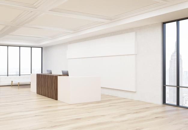 Interno con banco reception