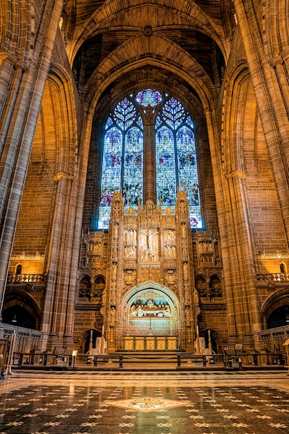 Interno della cattedrale anglicana della Chiesa d'Inghilterra della diocesi di Liverpool