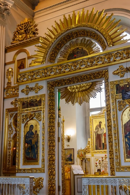 Interno della cattedrale della Trinità a San Pietroburgo Russia