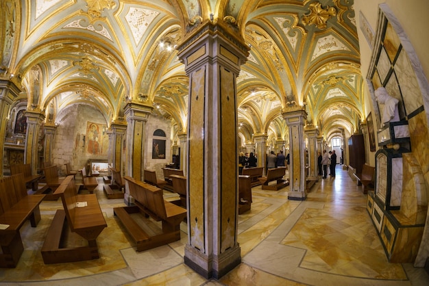 Interno della chiesa