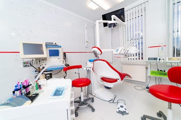 Interno della clinica odontoiatrica con moderni strumenti di odontoiatria Studio dentistico