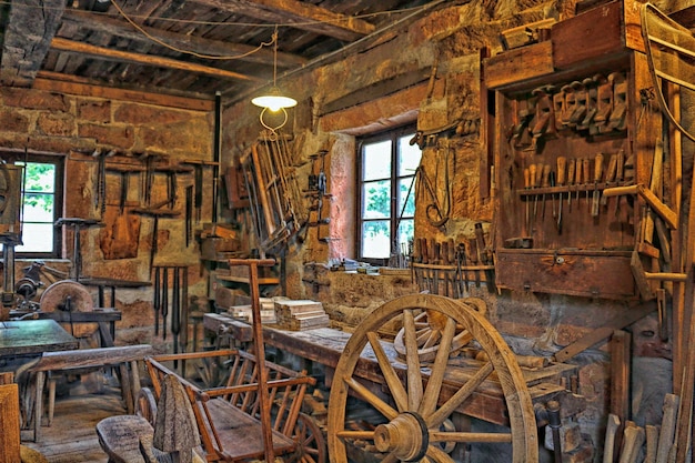 Interno di una vecchia casa