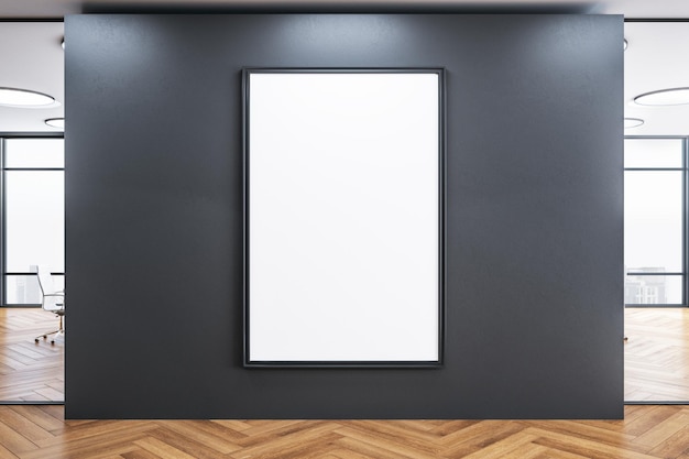 Interno minimalista della sala riunioni con striscione vuoto