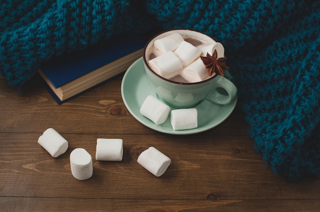 inverno home background - tazza di cioccolata calda con marshmallow