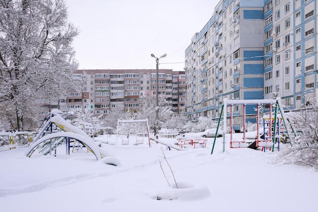 Inverno in città e nevicate